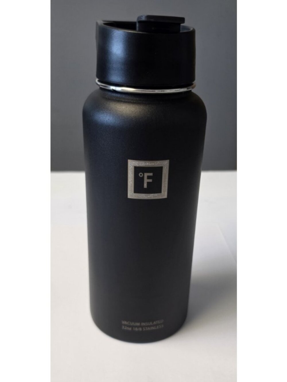 Hydro Flask Growler With Lid & Clear Rubber Boot 32oz Black Insulated - Picture 7 of 9